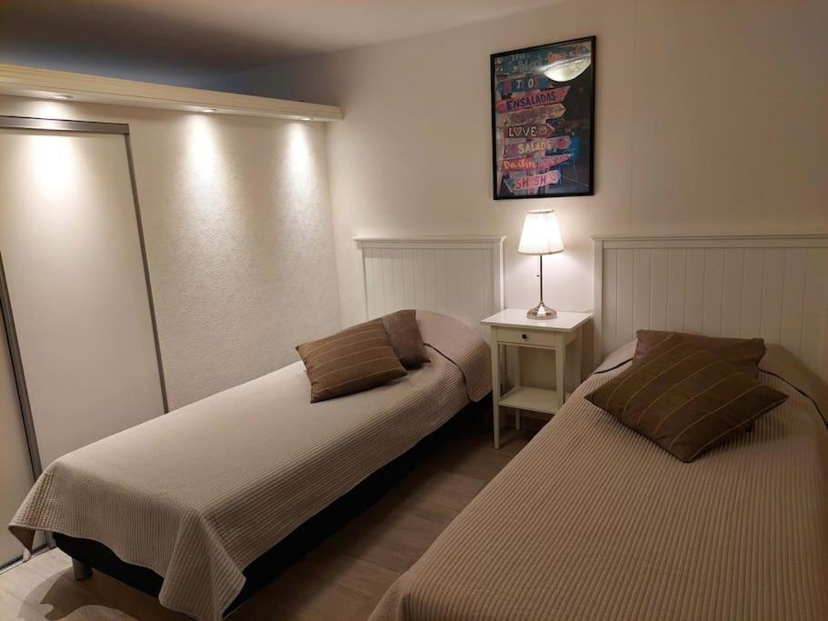Apartamento Laegenhet Pa Landet Naera Stan Jonsered Exterior foto