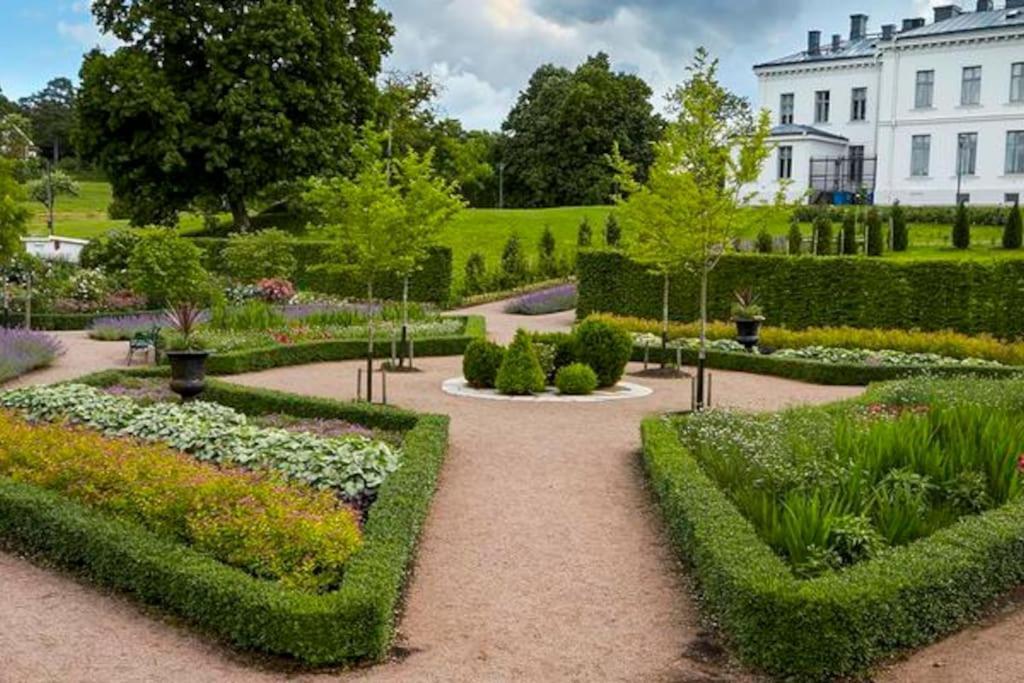 Apartamento Laegenhet Pa Landet Naera Stan Jonsered Exterior foto